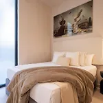 Loft - B 1-6 Smart Access & Urban Calm Apartman