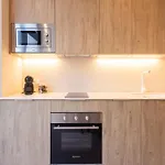 Apartman Loft - B 1-6 Smart Access & Urban Calm *