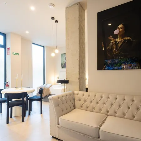 Loft - B 1-6 Smart Access & Urban Calm Apartmán *