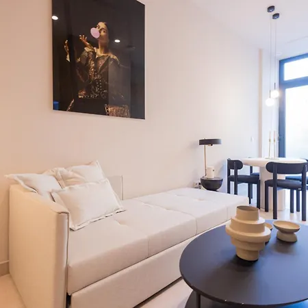 Loft - B 1-6 Smart Access & Urban Calm