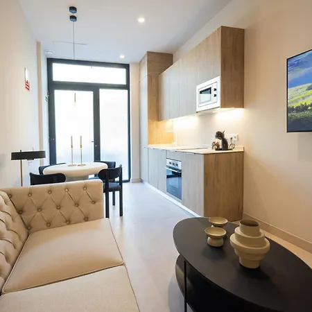 Loft - B 1-6 Smart Access & Urban Calm Apartmán *
