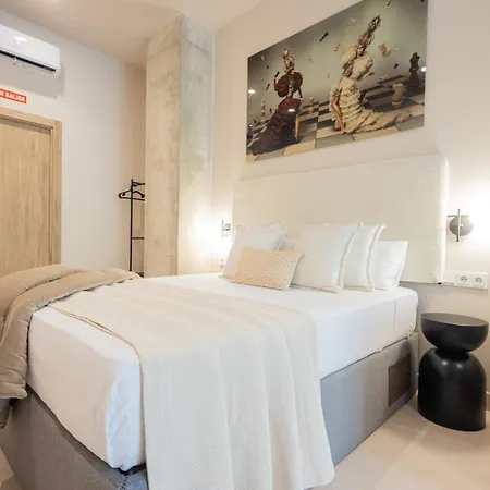 Loft - B 1-6 Smart Access & Urban Calm *