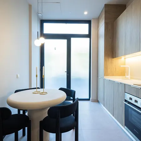 Loft - B 1-6 Smart Access & Urban Calm
