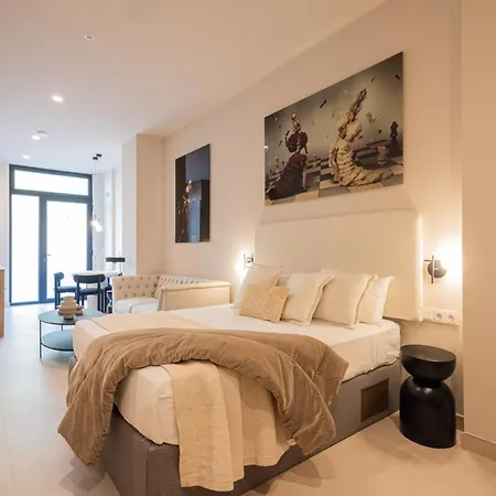 Loft - B 1-6 Smart Access & Urban Calm Apartmán *