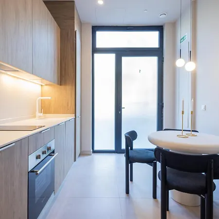 Apartmán Loft - B 1-6 Smart Access & Urban Calm *