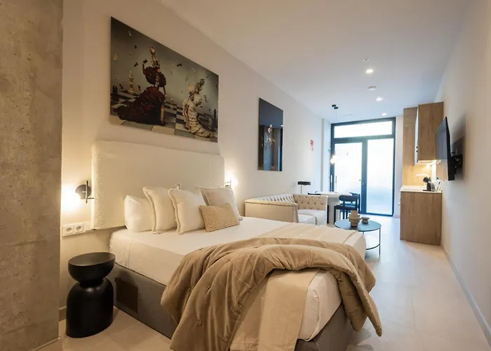 Loft - B 1-6 Smart Access & Urban Calm