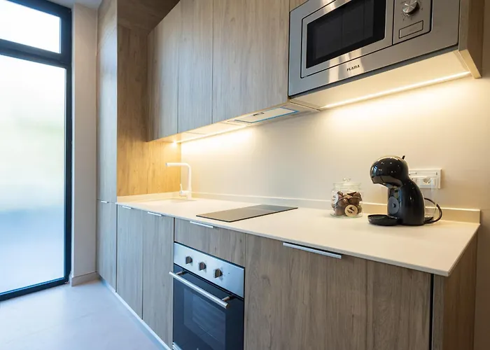 Loft - B 1-6 Smart Access & Urban Calm