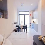 Loft - B 1-6 Smart Access & Urban Calm *