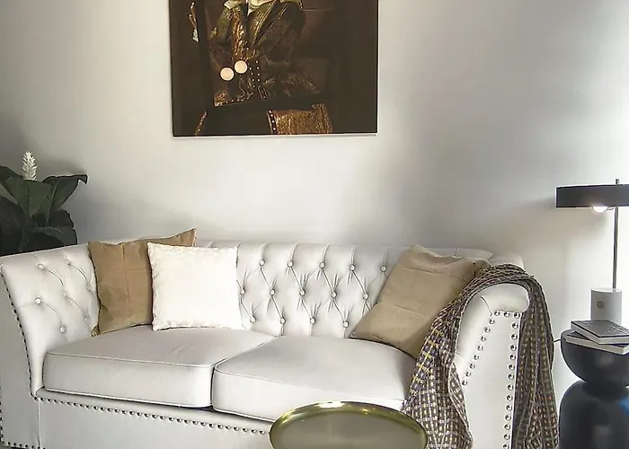 Loft - B4 Smart Access & Urban Calm Apartment