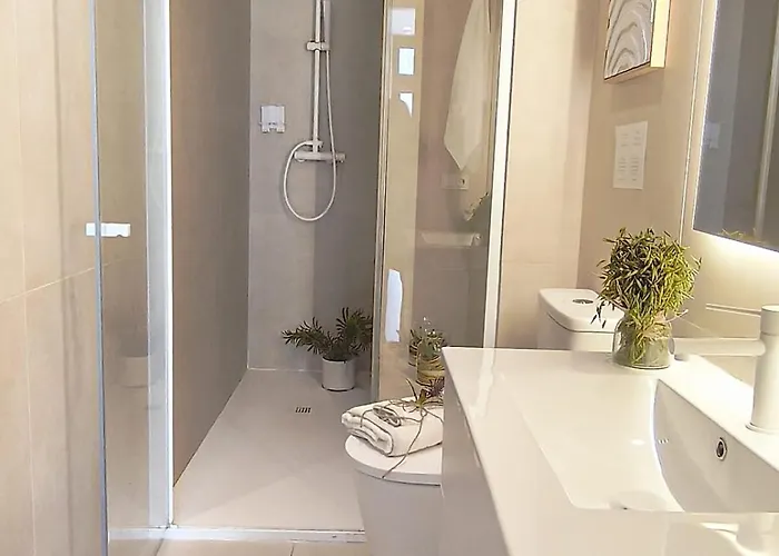 Loft - B4 Smart Access & Urban Calm Apartment