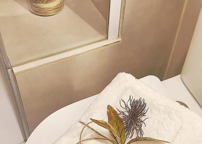 Loft - B4 Smart Access & Urban Calm Apartment *