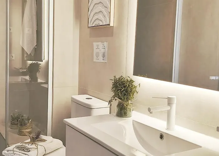 Apartment Loft - B4 Smart Access & Urban Calm